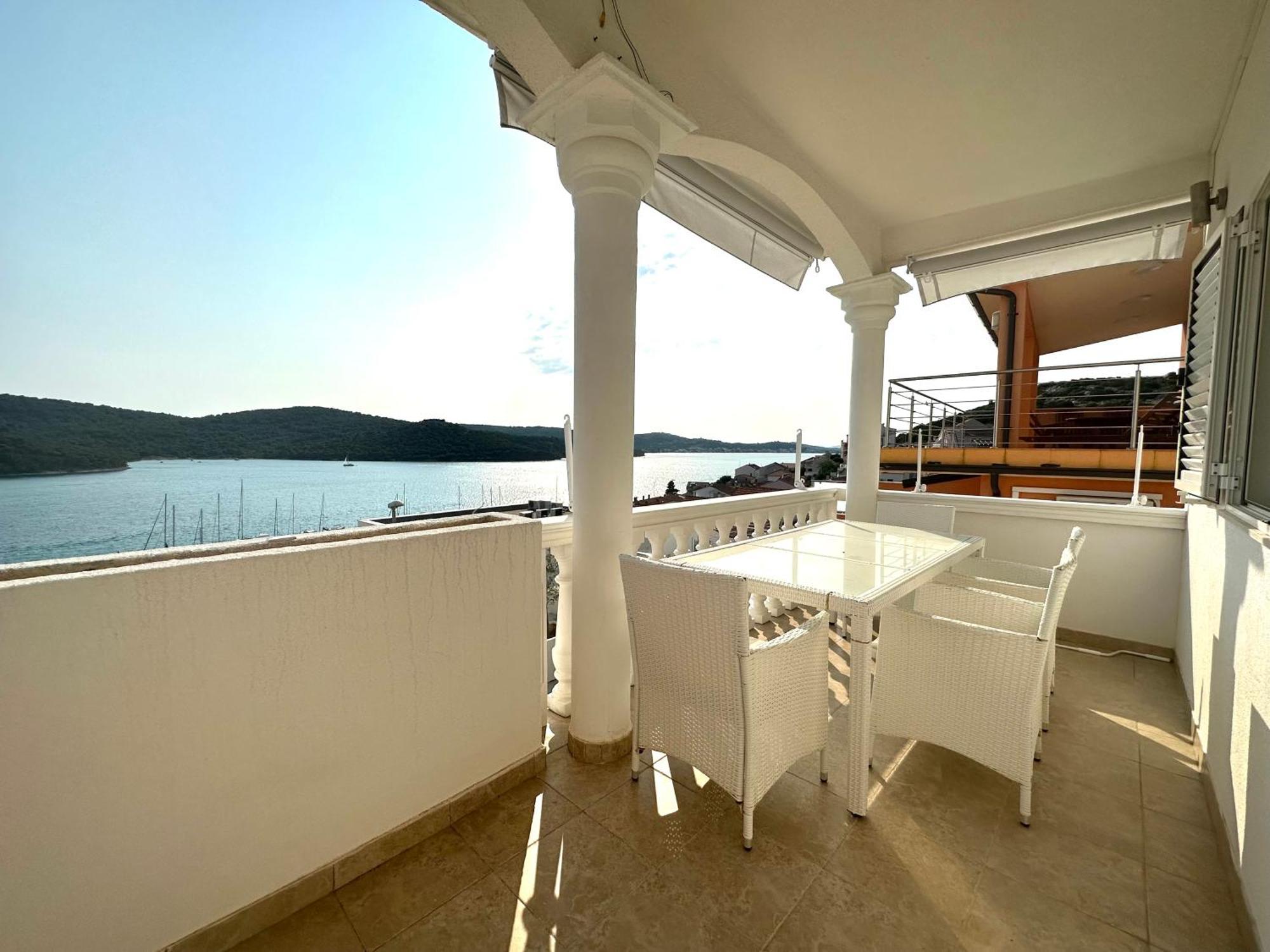 Villa Perla Tisno Extérieur photo