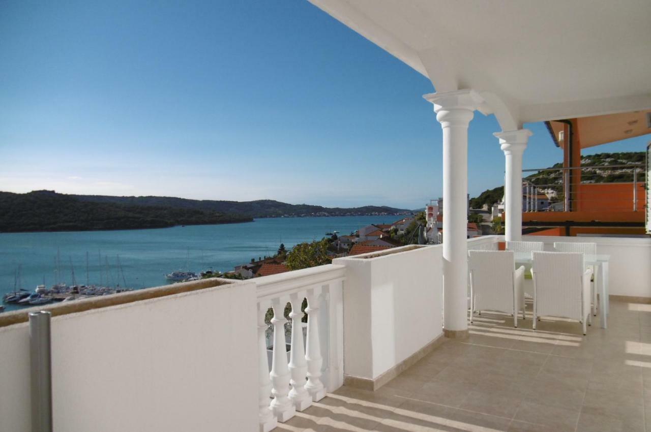 Villa Perla Tisno Extérieur photo